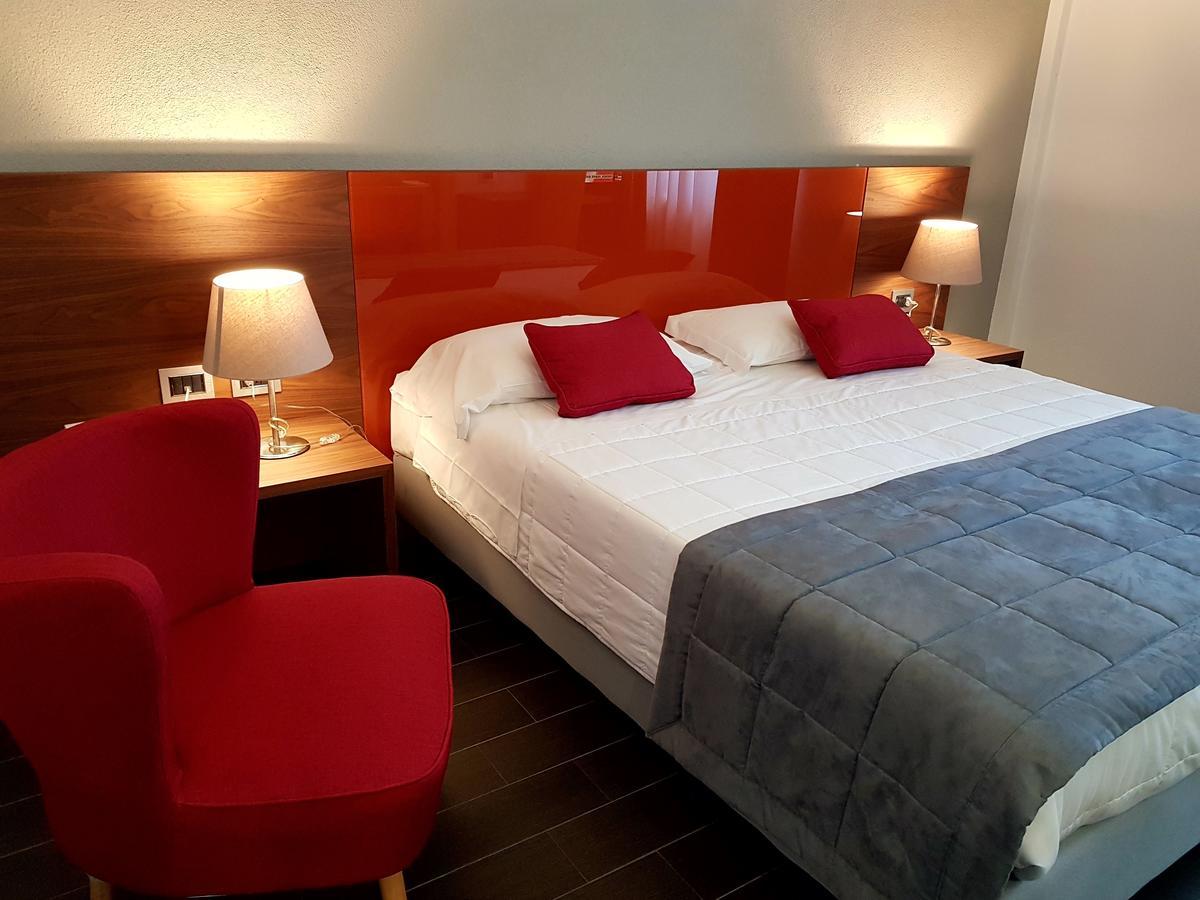 Hotel Sandalia Нуоро Экстерьер фото